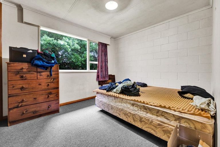 Photo of property in 39 Gloag Street, Waverley, 4510