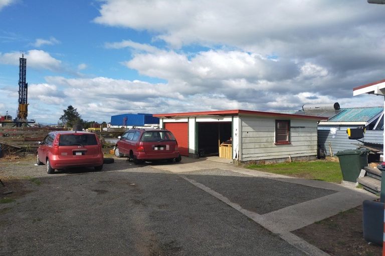 Photo of property in 462 Broadway, Stratford, 4332