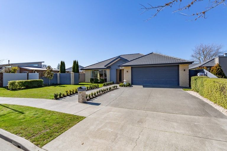 Photo of property in 26 Cedar Place, Rangiora, 7400