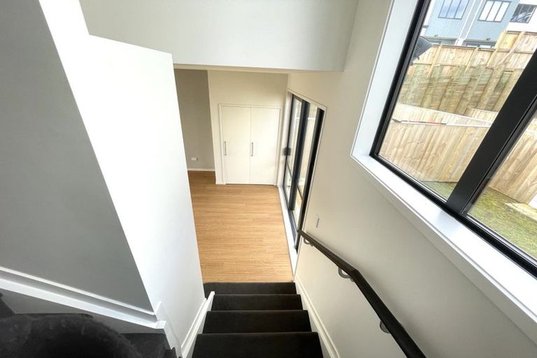 Photo of property in 18 Karoro Road, Flat Bush, Auckland, 2019