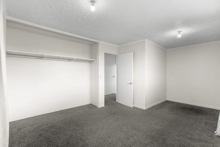 Photo of property in 176 Withells Road, Avonhead, Christchurch, 8042