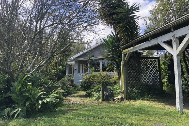 Photo of property in 680 State Highway 1, Otaika, Whangarei, 0178
