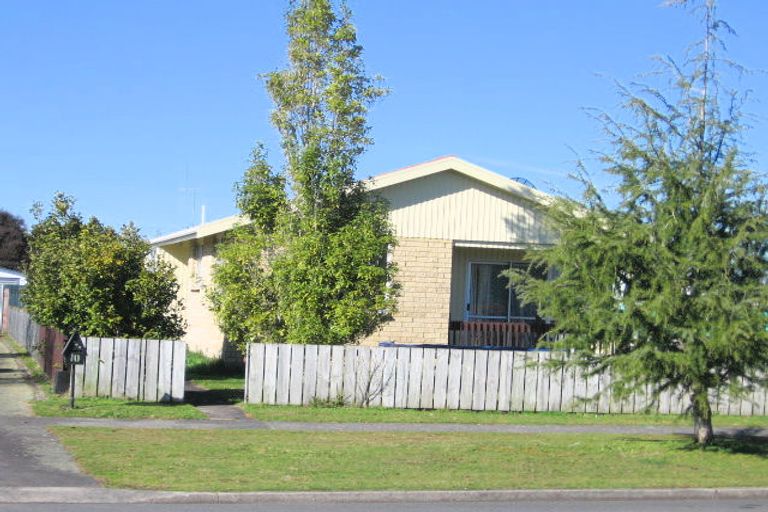 Photo of property in 10 Bishops Lane, Nawton, Hamilton, 3200