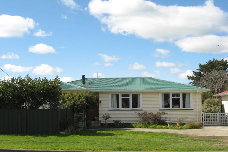 Photo of property in 24 Hammond Street, Bulls, 4818