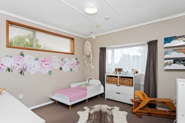 Photo of property in 27 Cross Street, Coalgate, 7673