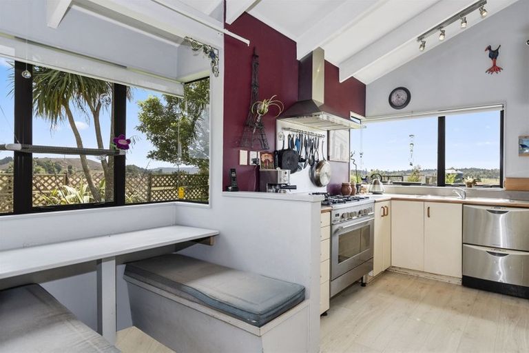 Photo of property in 2 Seales Road, Oropi, Tauranga, 3173