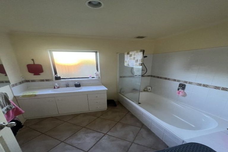 Photo of property in 7 Callum Court, Rototuna, Hamilton, 3210