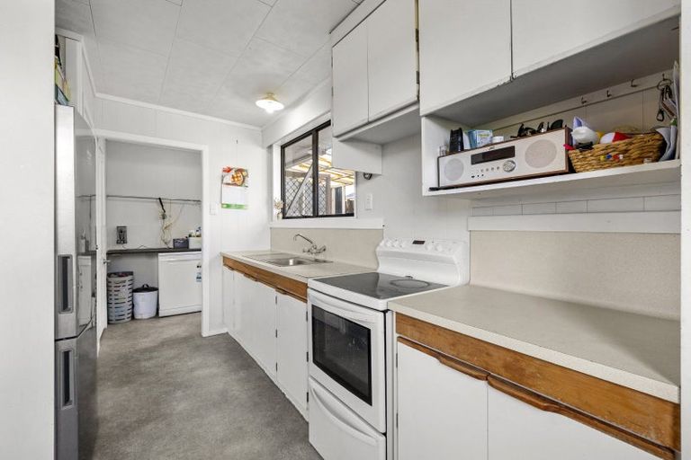 Photo of property in 18 Karekare Avenue, Raglan, 3225