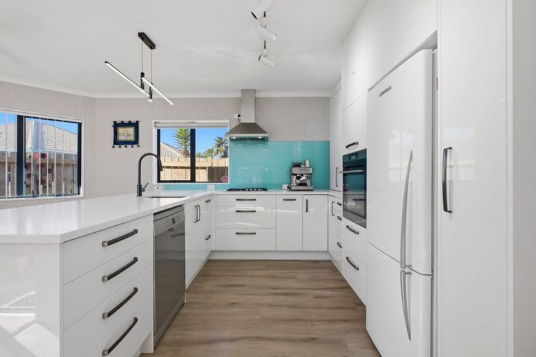 Photo of property in 293 Gravatt Road, Papamoa Beach, Papamoa, 3118