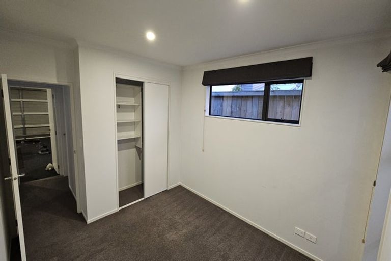 Photo of property in 49 Mettam Drive, Swanson, Auckland, 0614