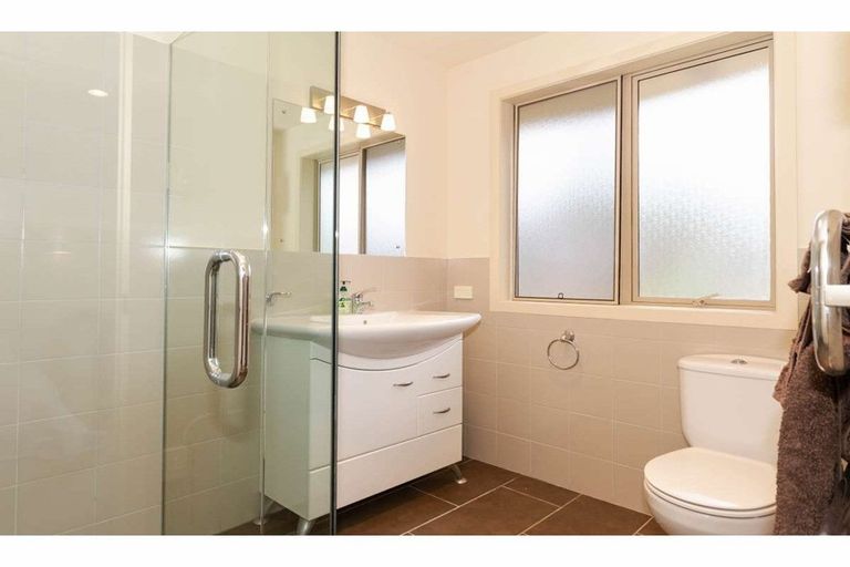 Photo of property in 22 Ranui Avenue, Kerikeri, 0230