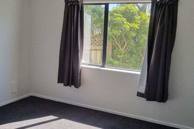 Photo of property in 5a Becker Way, Karori, Wellington, 6012
