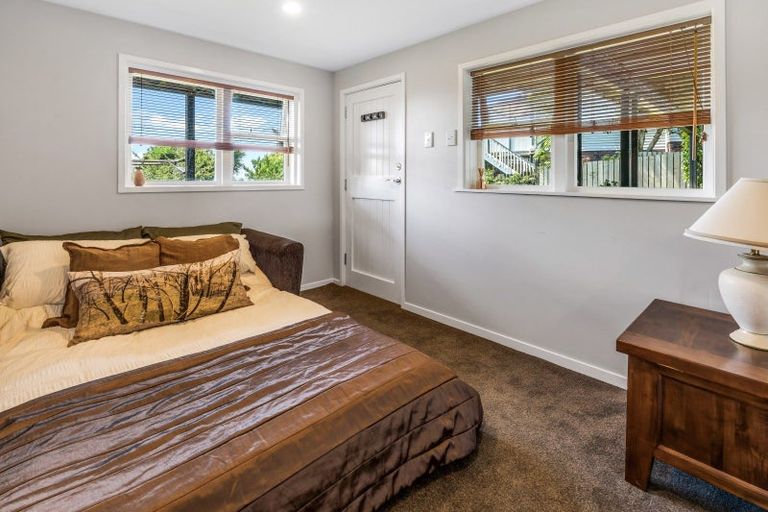 Photo of property in 35 Ridge Road, Howick, Auckland, 2014