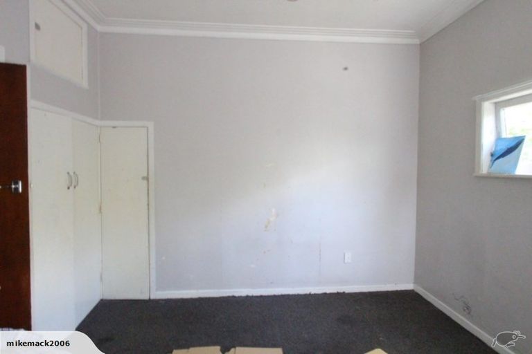 Photo of property in 23 Earlsworth Road, Mangere East, Auckland, 2024