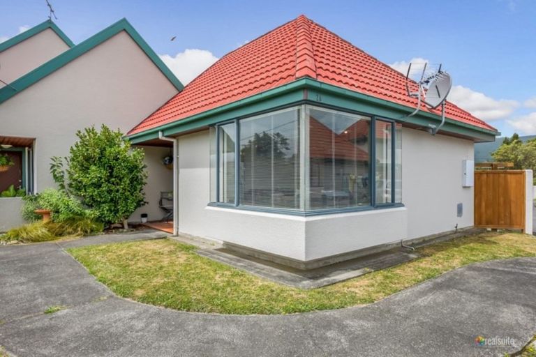 Photo of property in 26 Mcbain Grove, Avalon, Lower Hutt, 5011