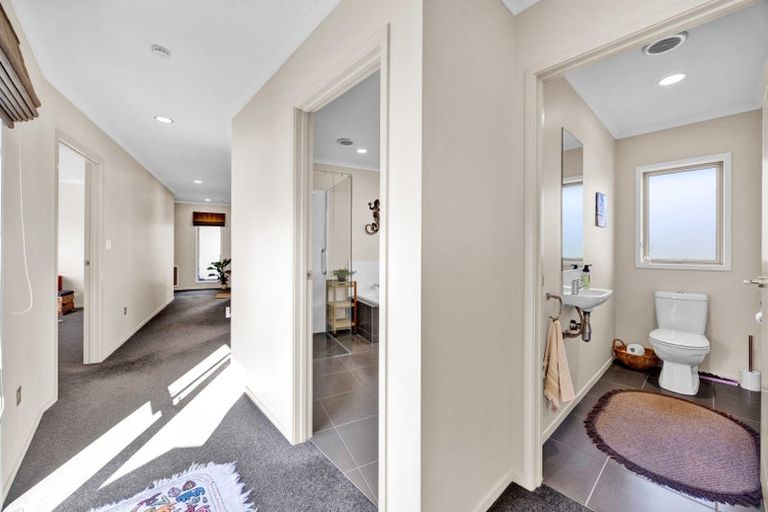 Photo of property in 147 Airport Drive, New Plymouth Airport, New Plymouth, 4373