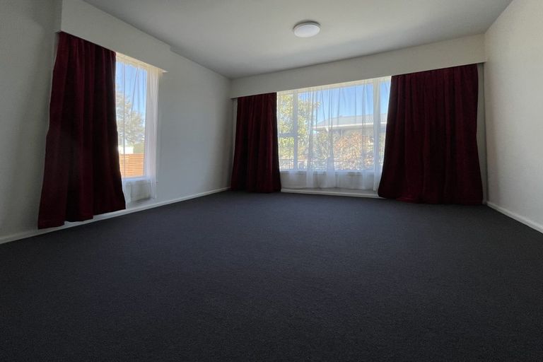 Photo of property in 31 Grahams Road, Ilam, Christchurch, 8041