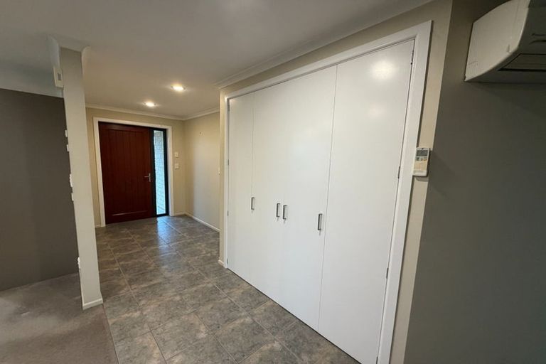 Photo of property in 14 Hillary Street, Waimate, 7924