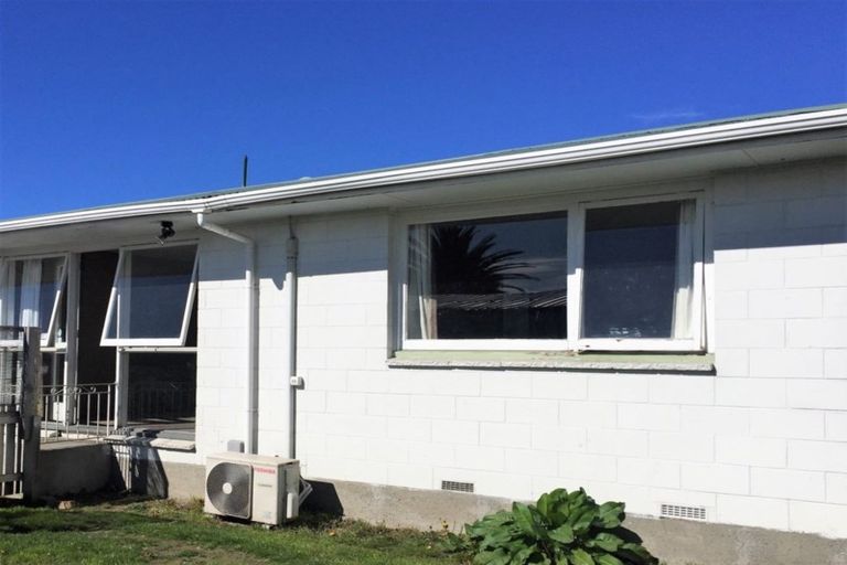 Photo of property in 6a Tanner Street, Woolston, Christchurch, 8023