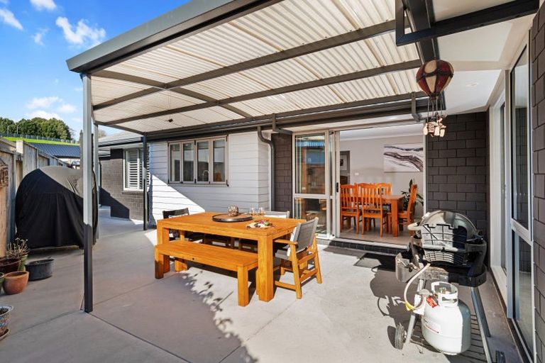 Photo of property in 120 Whakaturou Crescent, Pyes Pa, Tauranga, 3112