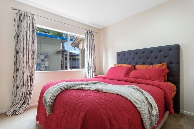 Photo of property in 13 Wawatai Drive, Karaka, Papakura, 2113