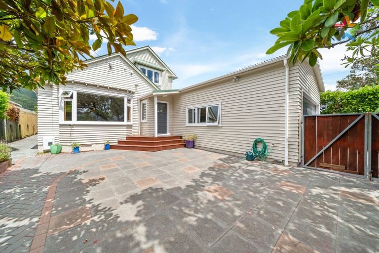 Photo of property in 48 Brook Street, Waterloo, Lower Hutt, 5011