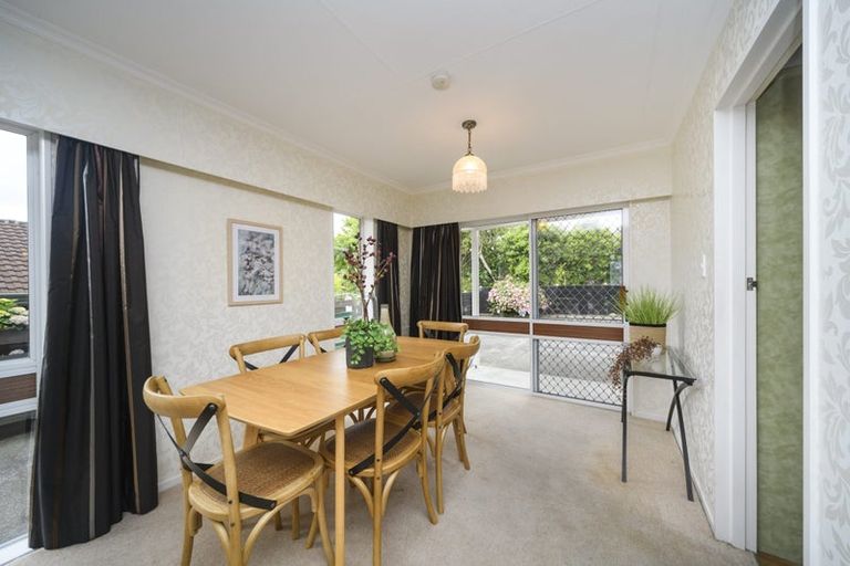 Photo of property in 3 Coronet Place, Awapuni, Palmerston North, 4412