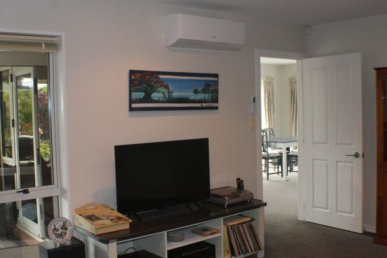 Photo of property in 18 Dawson Douglas Place, Kaiapoi, 7630