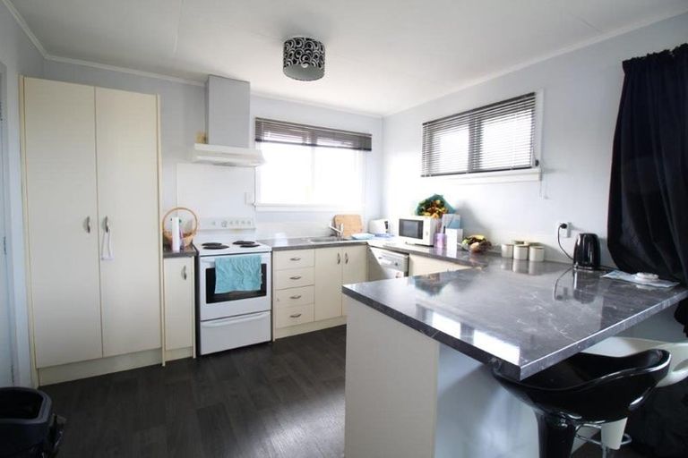 Photo of property in 99 Conway Crescent, Glengarry, Invercargill, 9810