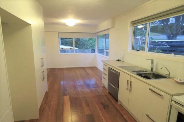 Photo of property in 129 Pendarves Street, New Plymouth, 4312