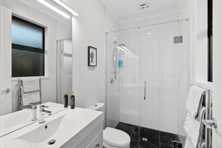 Photo of property in 8 Sarcodia Place, Papamoa Beach, Papamoa, 3118