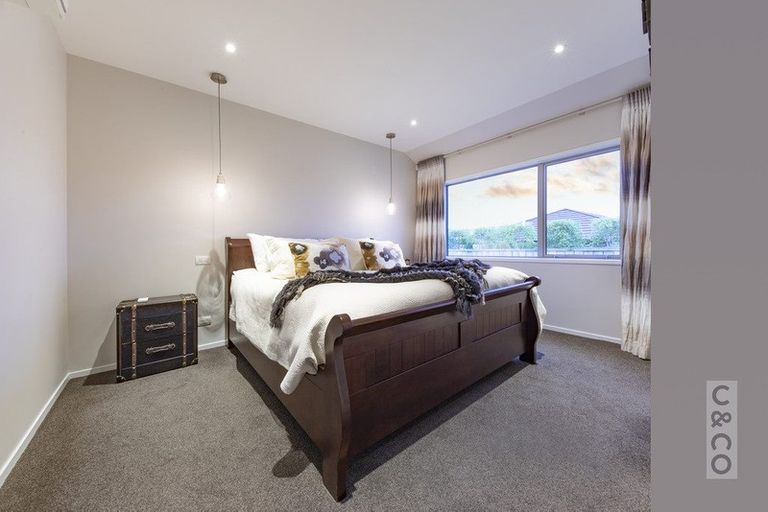 Photo of property in 7a Turpin Road, Riverhead, 0820