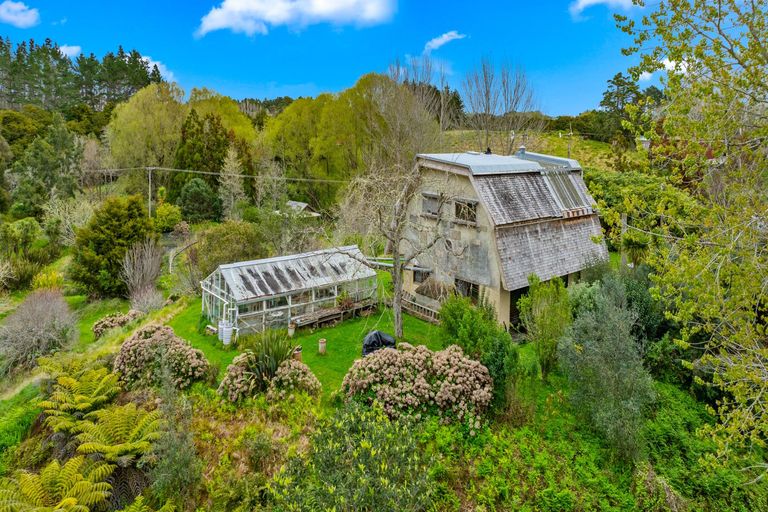 Photo of property in 110 Gibbons Road, Kaiwaka, 0573