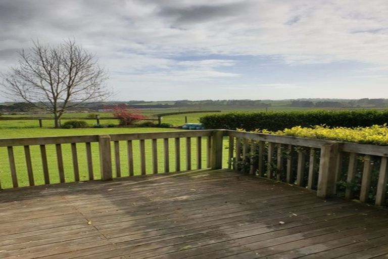 Photo of property in 11a Klipsch Road, Glenbrook, Pukekohe, 2679