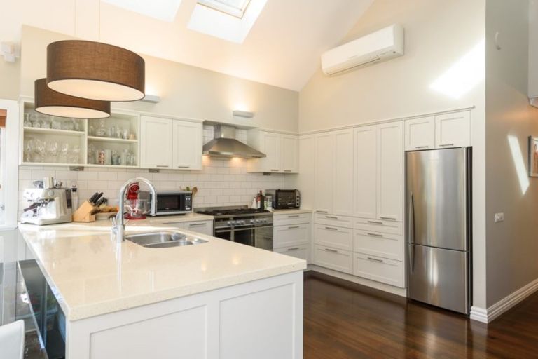 Photo of property in 5 Cheviot Road, Lowry Bay, Lower Hutt, 5013