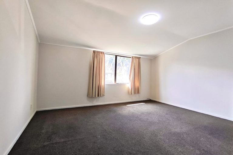 Photo of property in 2/4 Martha Lane, Weymouth, Auckland, 2103