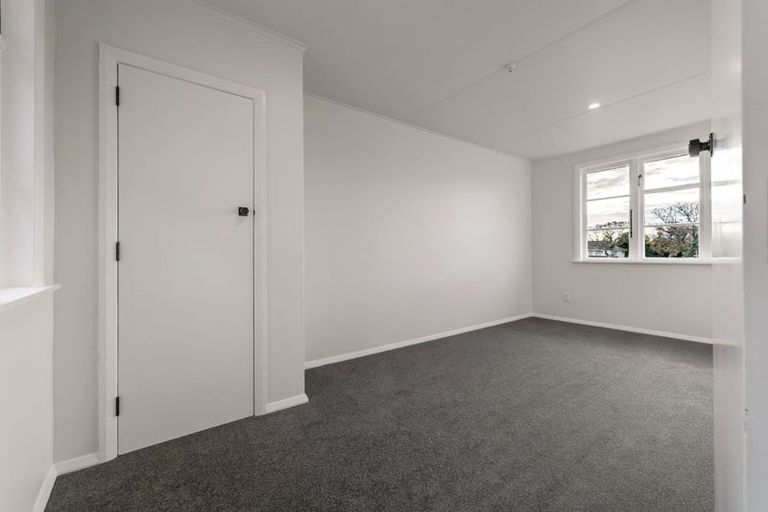 Photo of property in 2 Newbury Street, Awapuni, Palmerston North, 4412