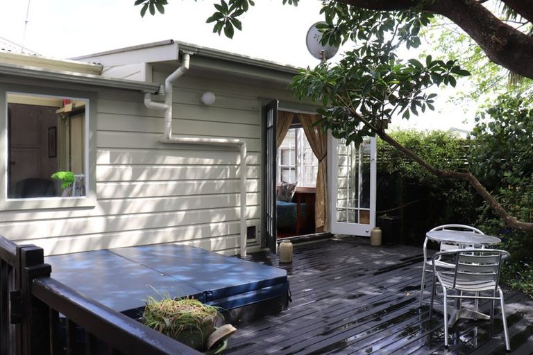 Photo of property in 86 Hakanoa Street, Huntly, 3700
