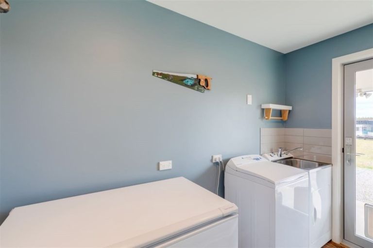 Photo of property in 1378 Poyntzs Road, West Eyreton, Rangiora, 7475