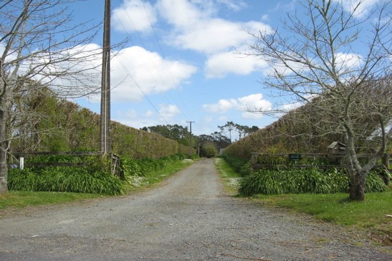 Photo of property in 4 Bristol Road, Whenuapai, Auckland, 0618