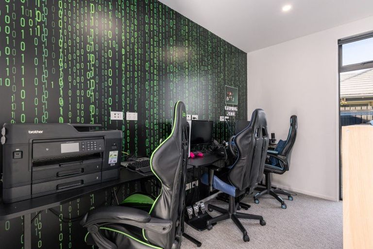 Photo of property in 13 Karere Avenue, Marshland, Christchurch, 8083