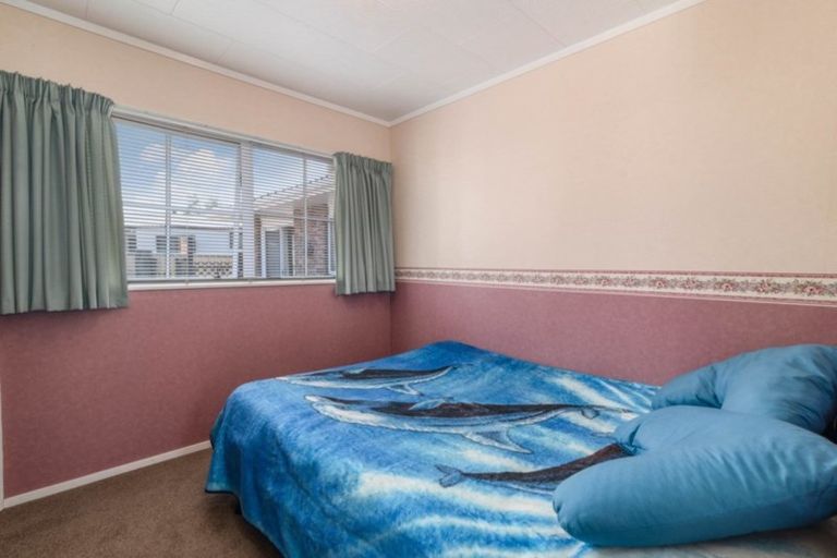 Photo of property in 24 Tawavale Street, Pukehangi, Rotorua, 3015