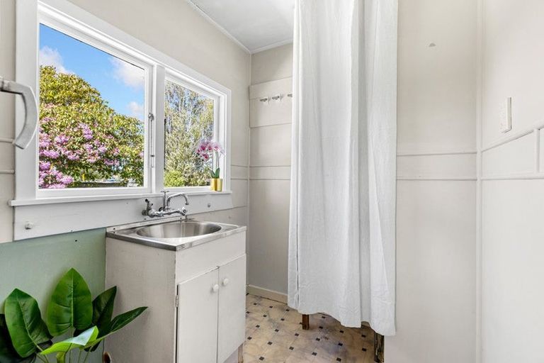 Photo of property in 149 Main North Road, Papanui, Christchurch, 8052