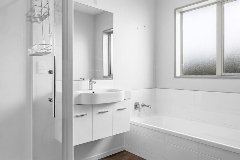 Photo of property in 9 Graycliffe Street, Halswell, Christchurch, 8025