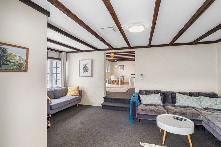 Photo of property in 38 Hythe Terrace, Mairangi Bay, Auckland, 0630