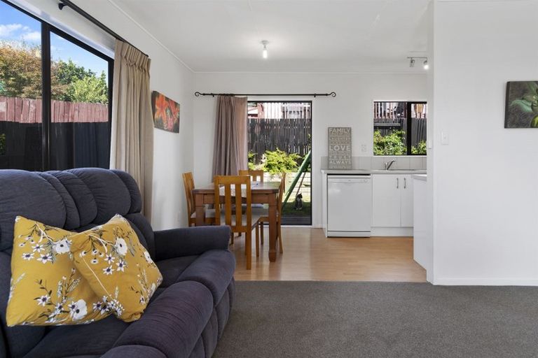 Photo of property in 52a Jonathon Street, Brookfield, Tauranga, 3110