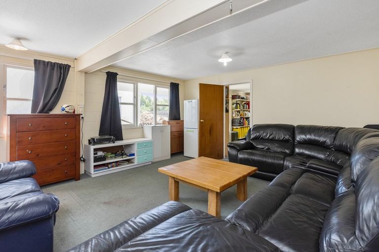 Photo of property in 25 Gray Avenue, Paraparaumu Beach, Paraparaumu, 5032