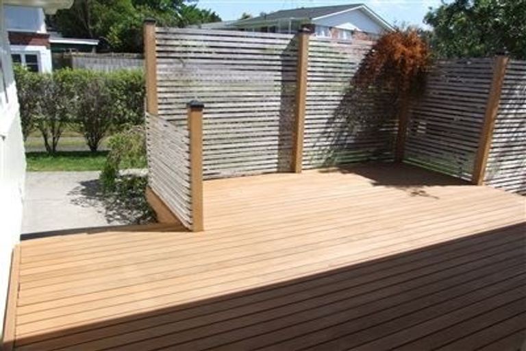 Photo of property in 24 Margaret Place, Milford, Auckland, 0620