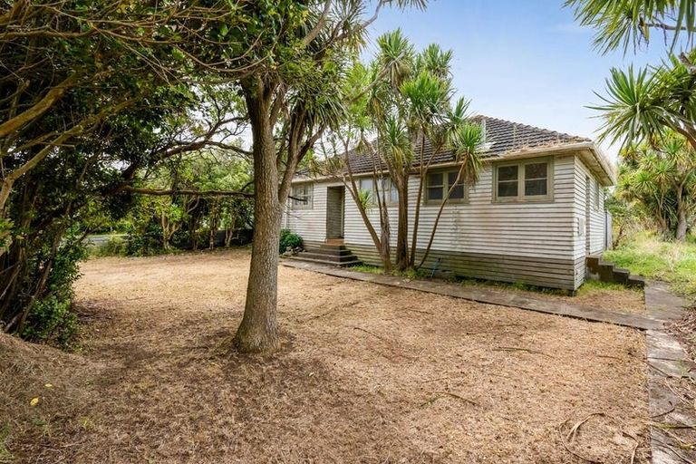 Photo of property in 5 Gisborne Terrace, Opunake, 4616