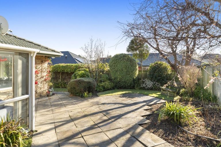 Photo of property in 23 Basil Place, Mount Pleasant, Christchurch, 8081
